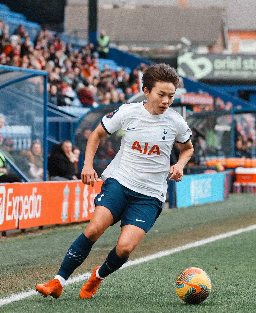 托特纳姆迎战曼城，火爆对决