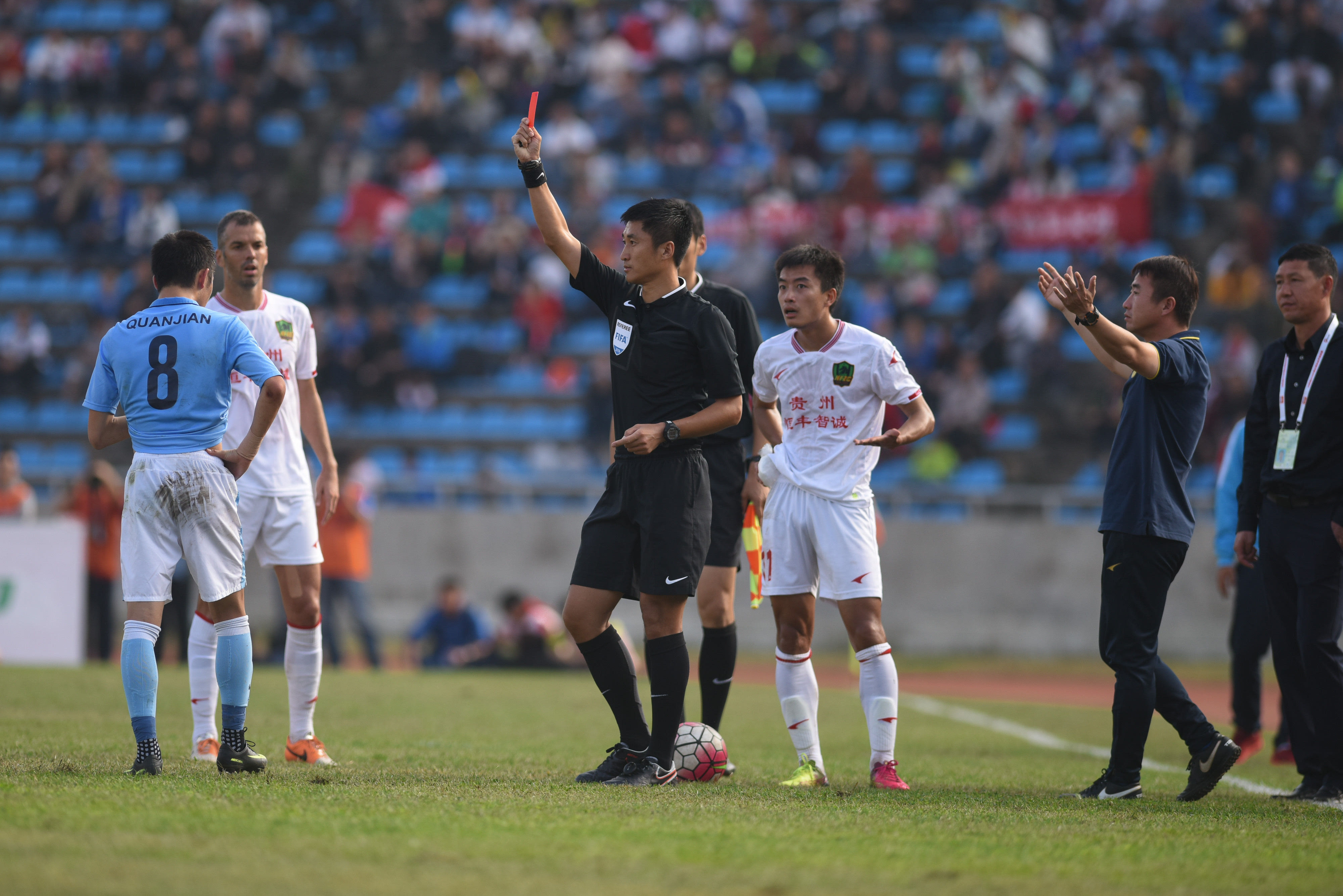 辽宁球队天津权健激斗,夺得胜利 辽宁球队天津权健激斗,夺得胜利