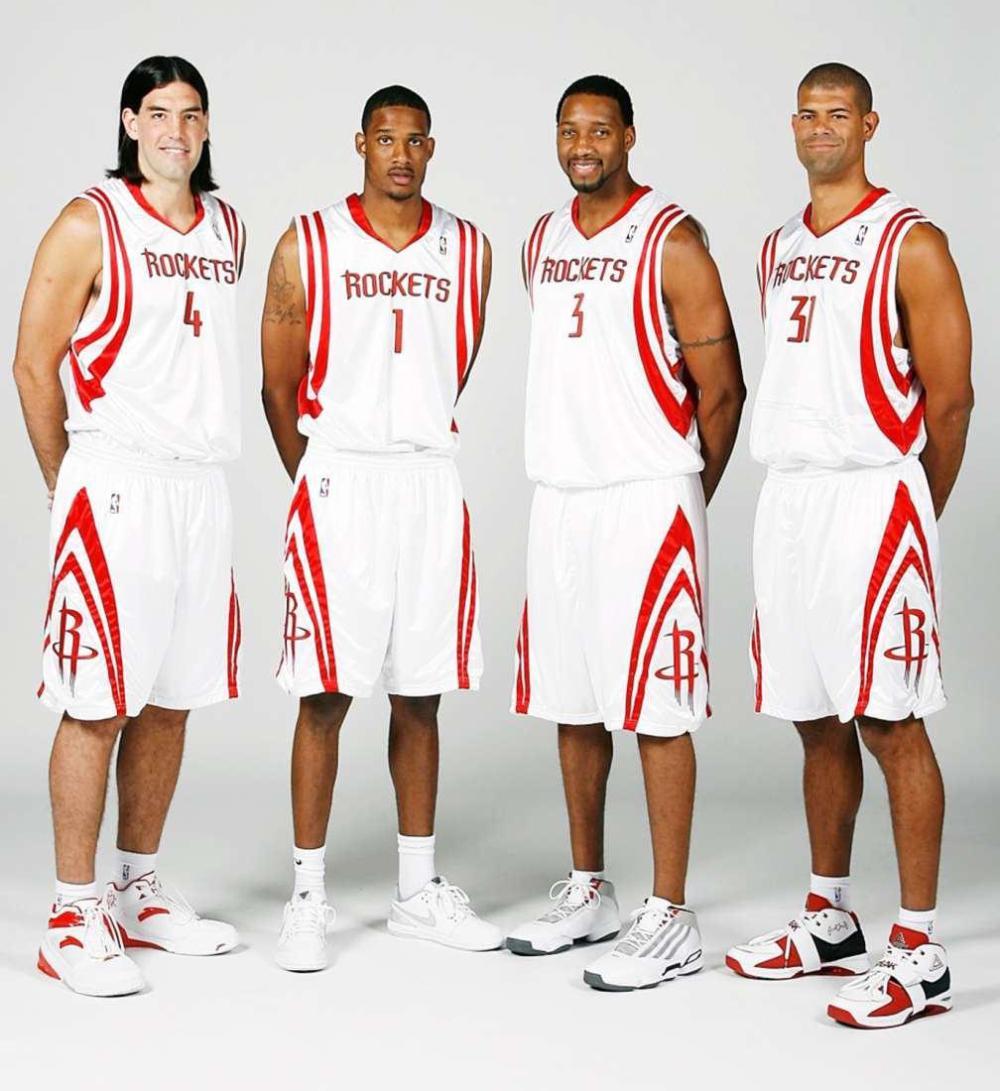 小牛新赛季备战有序,莫雷关注选秀大会队员选拔的简单介绍 小牛新赛季备战有序,莫雷关注选秀大会队员选拔的简单介绍