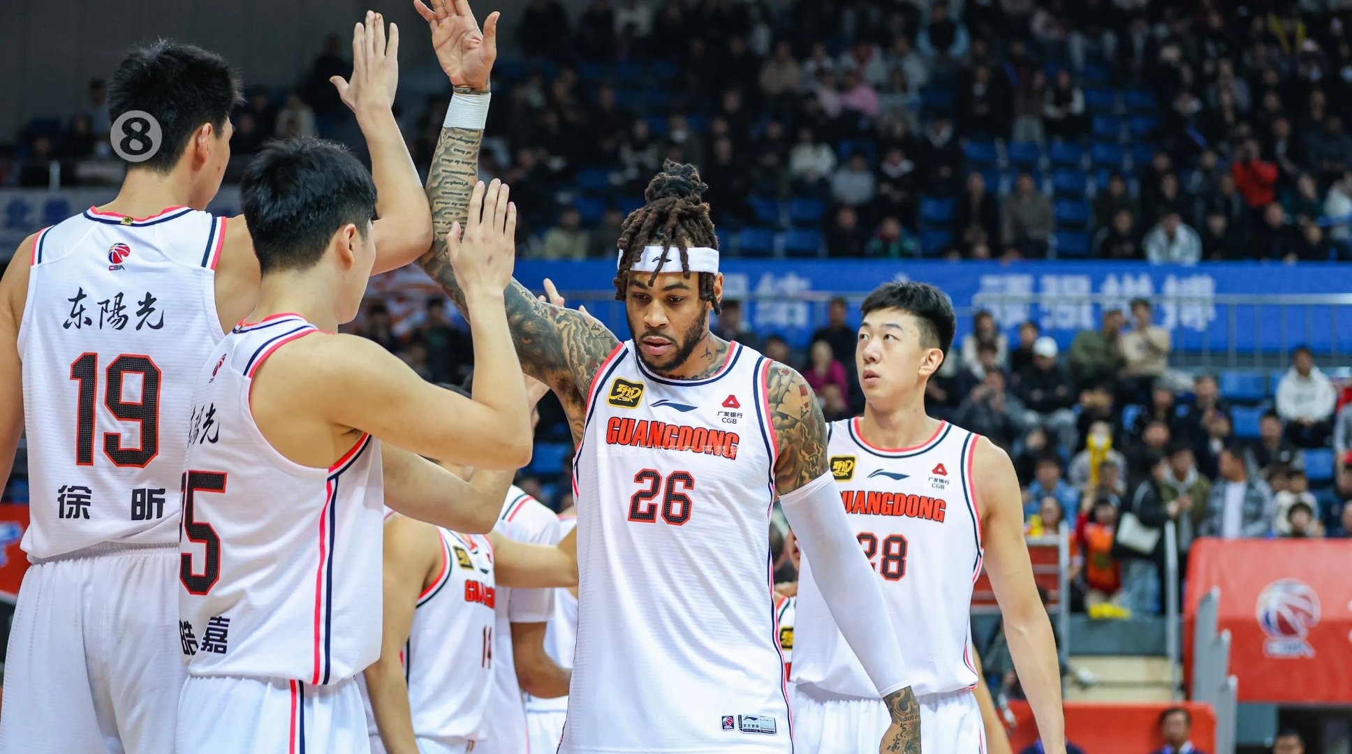 北京主场击败广东，豪取连胜