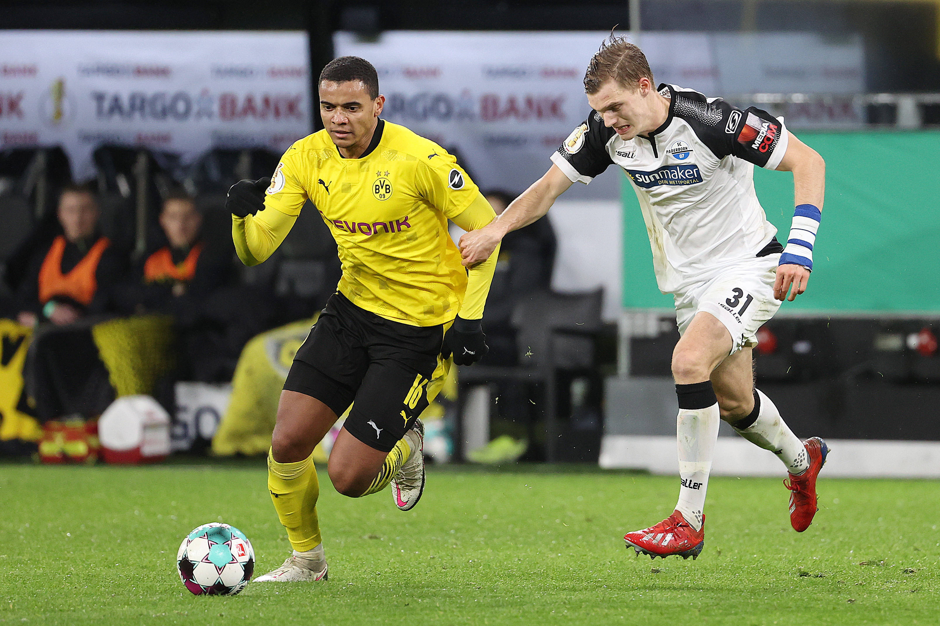 开云体育平台-包含沃尔夫斯堡球员体能下滑，主帅担忧的词条