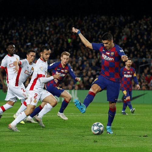 马洛卡门将连续扑救为球队保住胜利守擂台