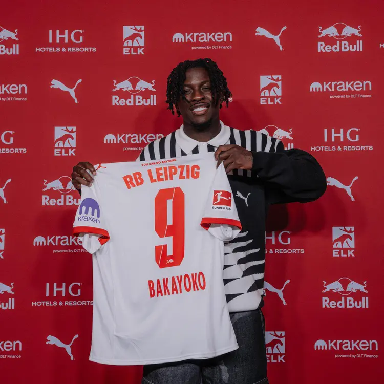 包含RB莱比锡持平，保持不败纪录的词条