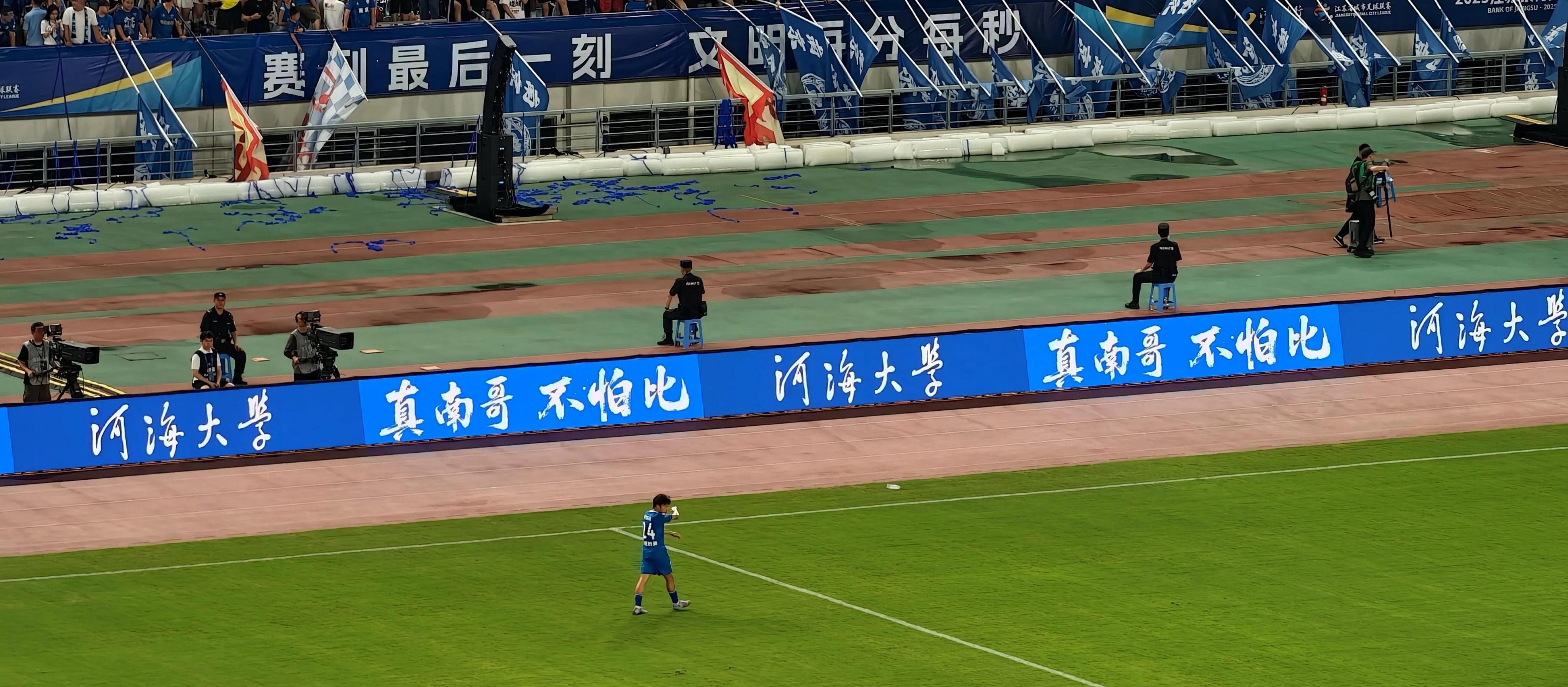 江苏男篮挺进前四，全队状态火爆