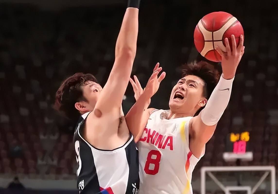 江苏男篮挺进前四，全队状态火爆