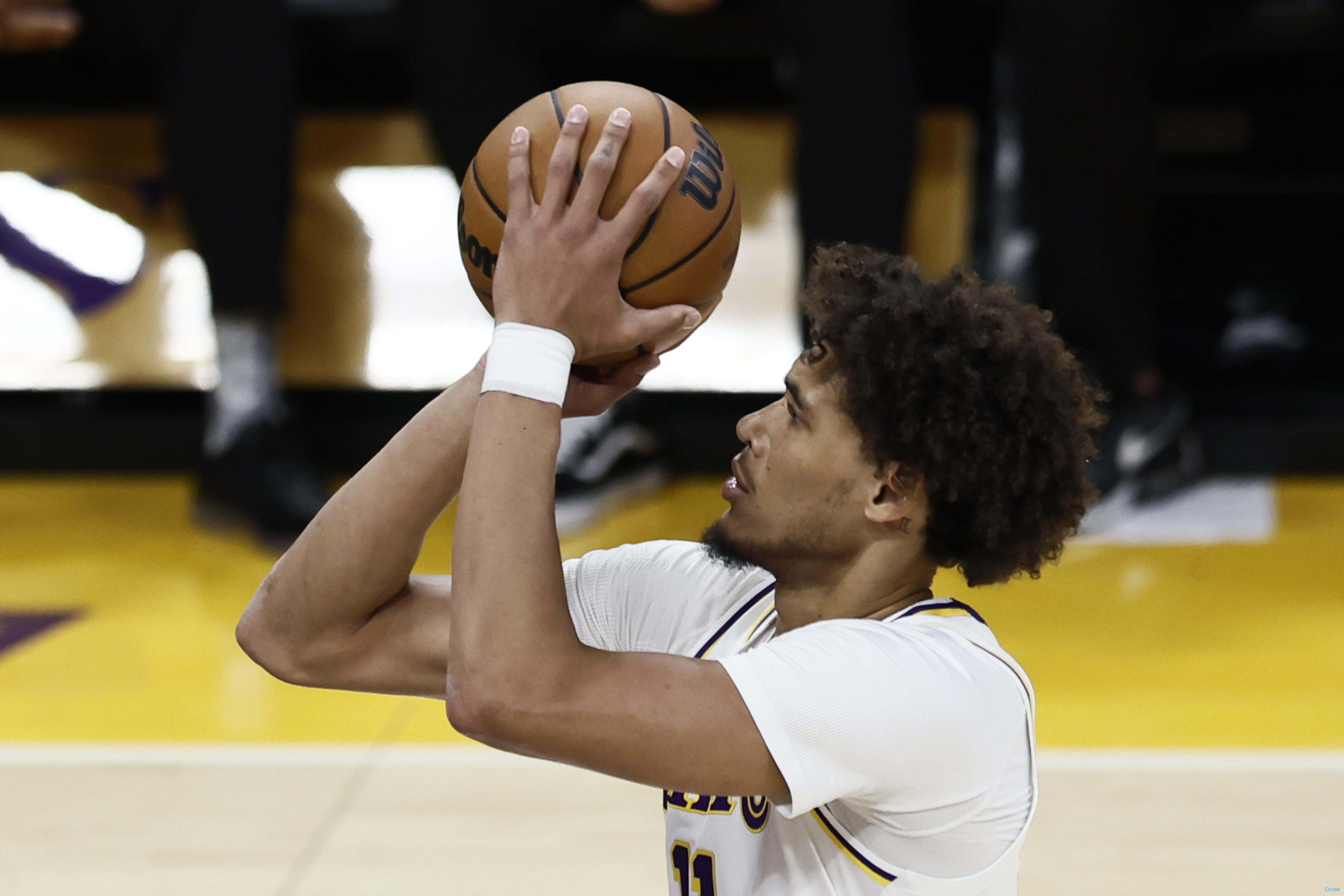 快船客场挑战森林狼，戈贝尔再战唐斯