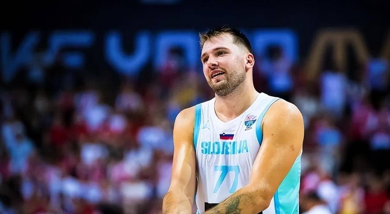 关于斯洛文尼亚队力挽狂澜，晋级欧锦赛四分之一决赛的信息