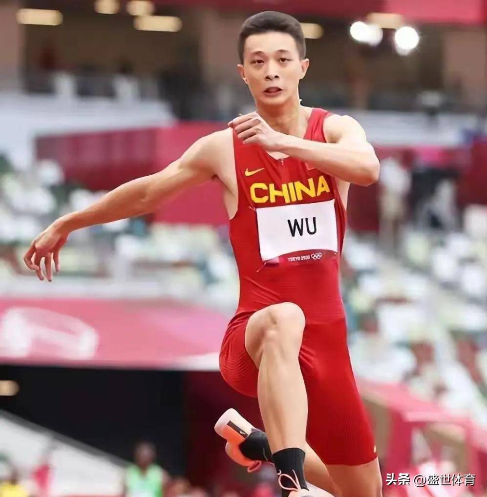 开云体育-运动员的破纪录表现赢得众人喝彩