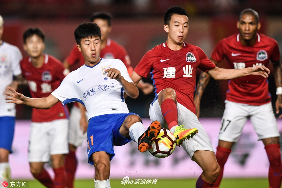 开云体育直播-客战河南建业，山东鲁能获得胜利