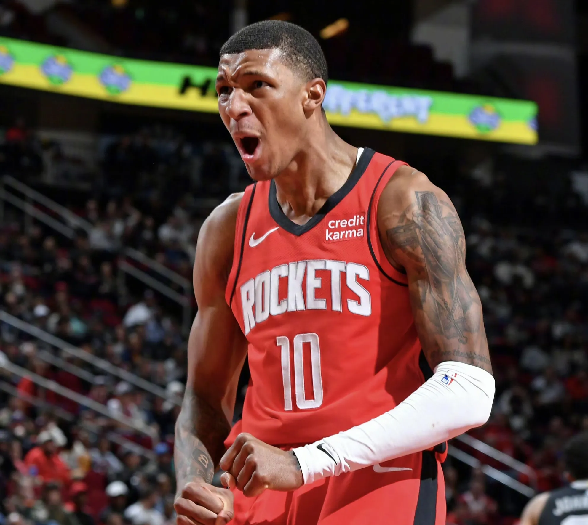 关于火箭负于雄鹿,遭遇三连败的信息 关于火箭负于雄鹿,遭遇三连败的信息