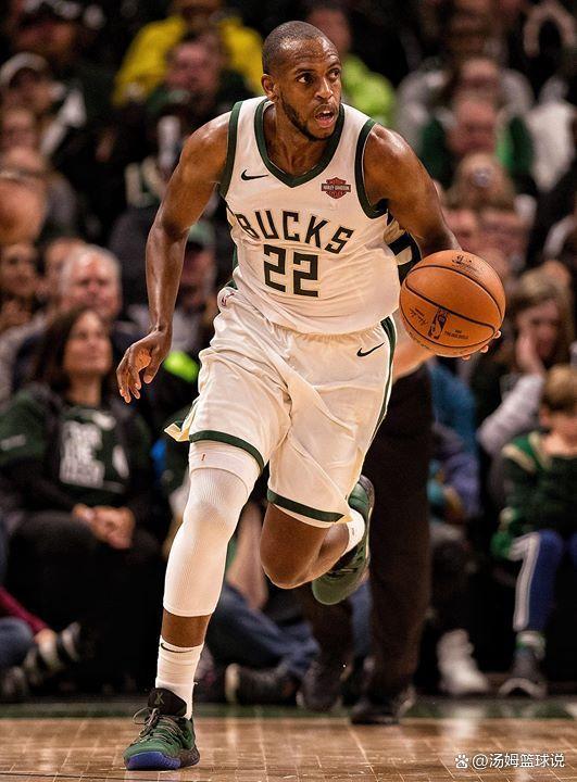 开云体育在线登录-雄鹿负国王，米德尔顿全场贡献25分