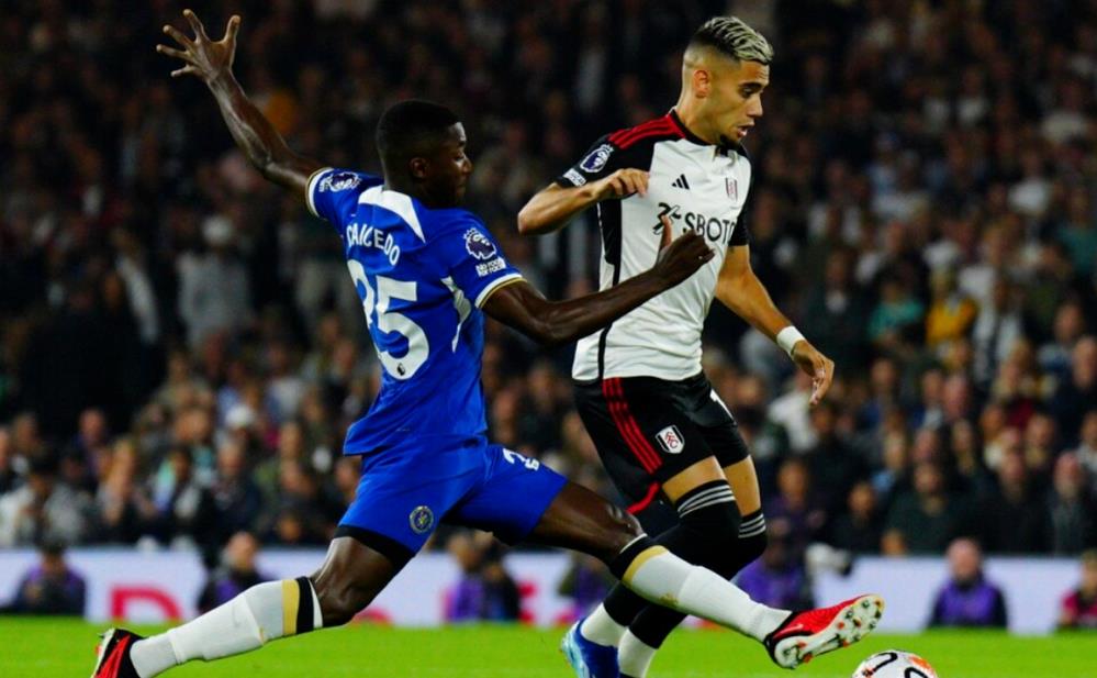 克什米尔多夫二次进球,锁定胜局 克什米尔多夫二次进球,锁定胜局