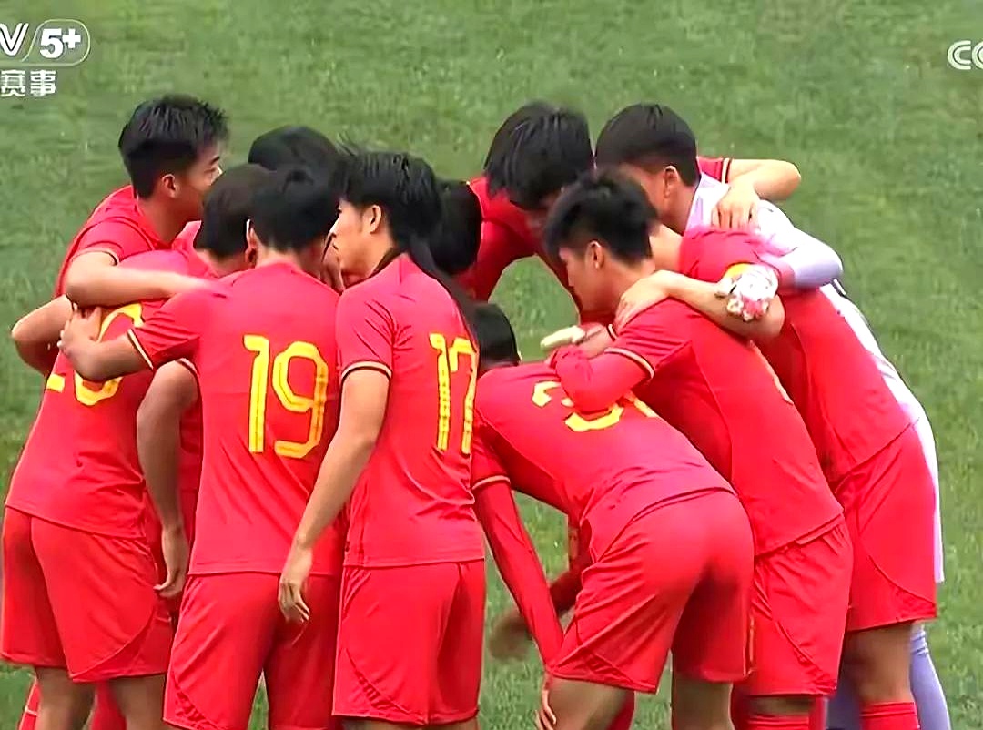 国家队备战,争夺明年激烈对抗 国家队备战,争夺明年激烈对抗